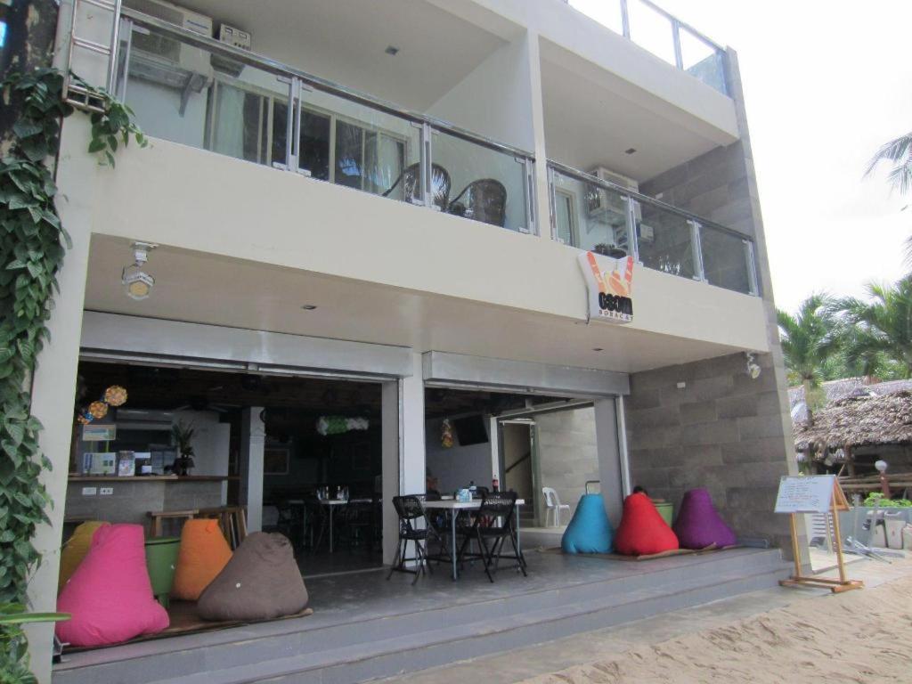 B Pod Hotel Manoc-Manoc Экстерьер фото